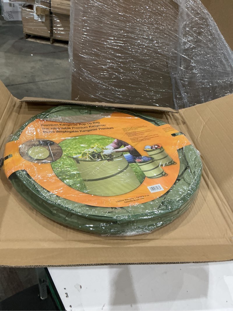 Condition photo showing Good Condition for fiskars kangaroo collapsible spring up garden bag for yard waste, grass, branches & weeds, tear & mildew resistant vinyl-coated polyester, folds flat to 3 inches for space-saving storage, 30 gallon 1 count (pack of 1)