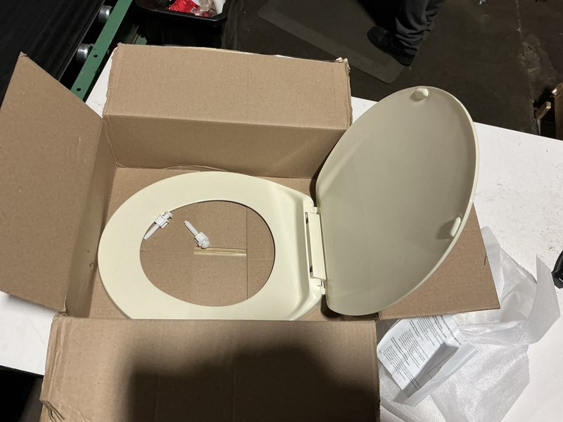 Condition photo showing Good Condition for Economy Plastic Toilet Seat With Cover, Regular Size 15 3/8" X 13 1/2", White, 10 Pieces in A Carton - By PlumbUSA
