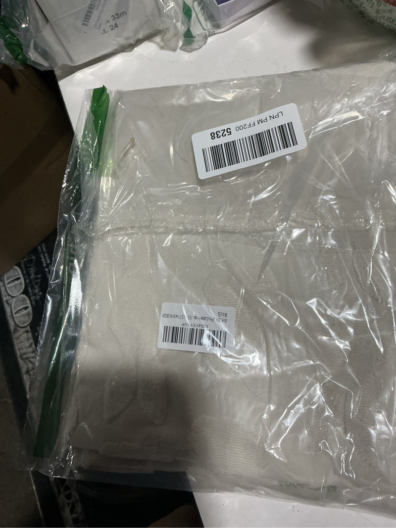 Condition photo showing Good Condition for 2pcs easter hand towels white rabbit cotton bathroom towel decorative absorbent bath towel for drying cleaning cooking, 29.5 x 13.7 inch mj002b