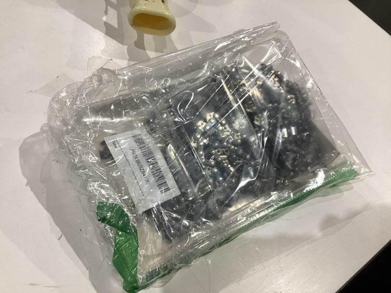 Condition photo showing As Is for 3-pack 20 inch chainsaw chains 81 drive links .325" pitch .063" gauge full chisel proffessional saw chain fits stihl ms 260 ms261 ms270 ms271 ms290 ms291 026 281 400 039 310 26rs81 oregon v81 20" 81dl .325" .063" ×3 pack