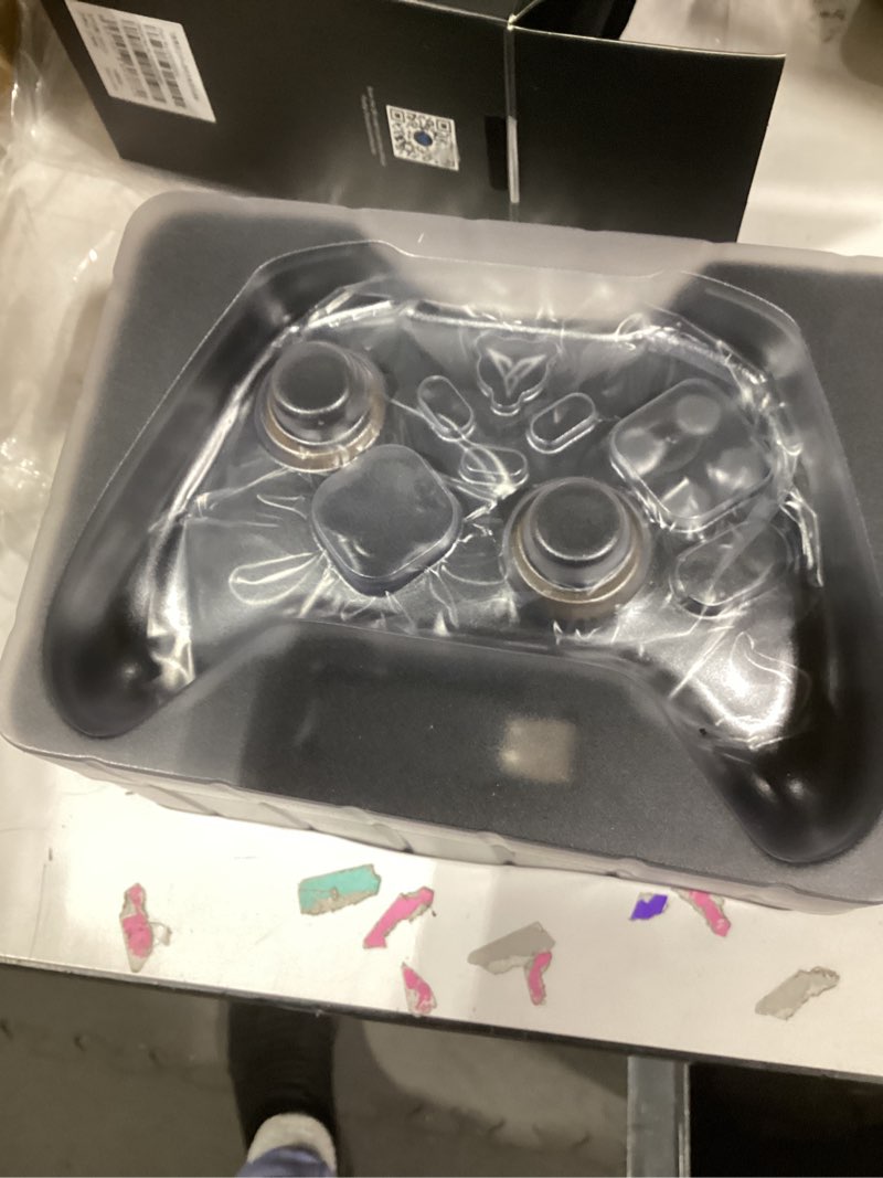 Condition photo showing Good Condition for FLYDIGI Vader 5 Pro PC Controller, FORCEFLEX Joysticks, 3ms Ultra-Low Latency, FORCESWITCH Triggers, 8 Extra Buttons, Triggers & Grips Vibration, 1000mAh Battery, PC/NS/Android/TV