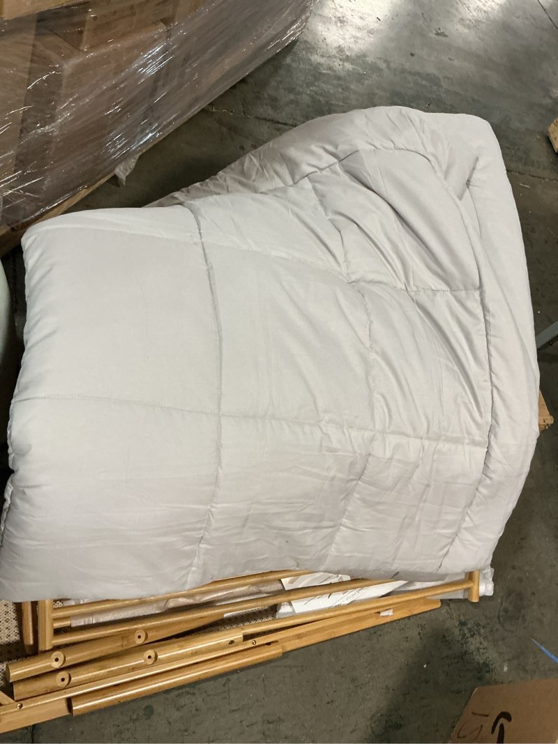 Condition photo showing As Is for (Similar to stock photo) queen 82inX86in Reversible Cooling Comforter 