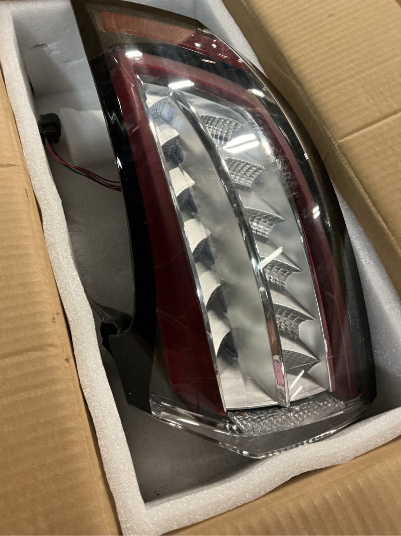 Condition photo showing Good Condition for tail light assembly ford edge left 15 16 17 18