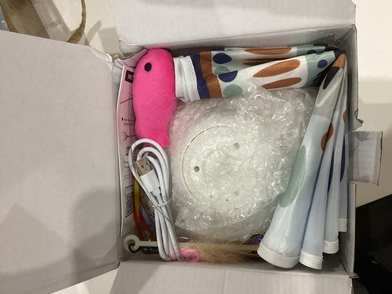 Condition photo showing Good Condition for Potaroma Cat Toys Chargeable, 3in1 Hide and Seek for Kittens, Interactive Automatic Play, Fluttering Butterfly, Moving Wand Feather, Indoor Kitty Exercise 22.8 Inch Cover for All Breeds Minimalistic Bohemian