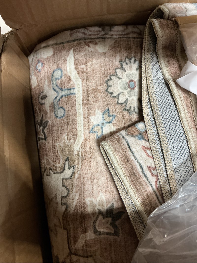 Condition photo showing Good Condition for Similar Area Rugs for Living Room: 7x9 Washable Rug Vintage Pattern Large Non-Slip Stain Resistant Soft Dura