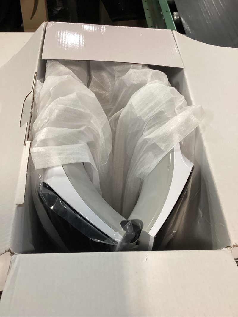 Condition photo showing Good Condition for 7 in 1 Color LED The-rapy Device at Home