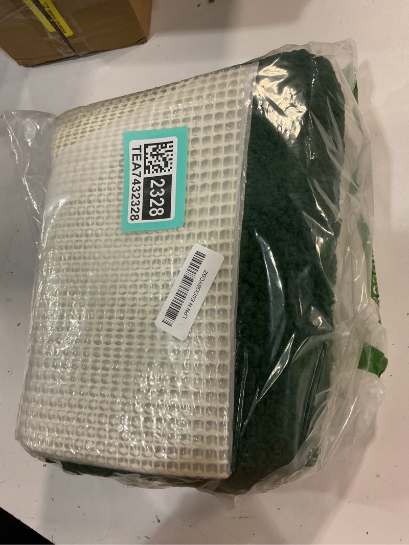 Condition photo showing Good Condition for miulee dark green bathroom rugs set 2 piece, soft absorbent microfiber bath mat set, non slip quick dry machine washable plush shaggy bath rugs for bathroom floor, tub and shower, 16x24 inches dark green 16''x24''
