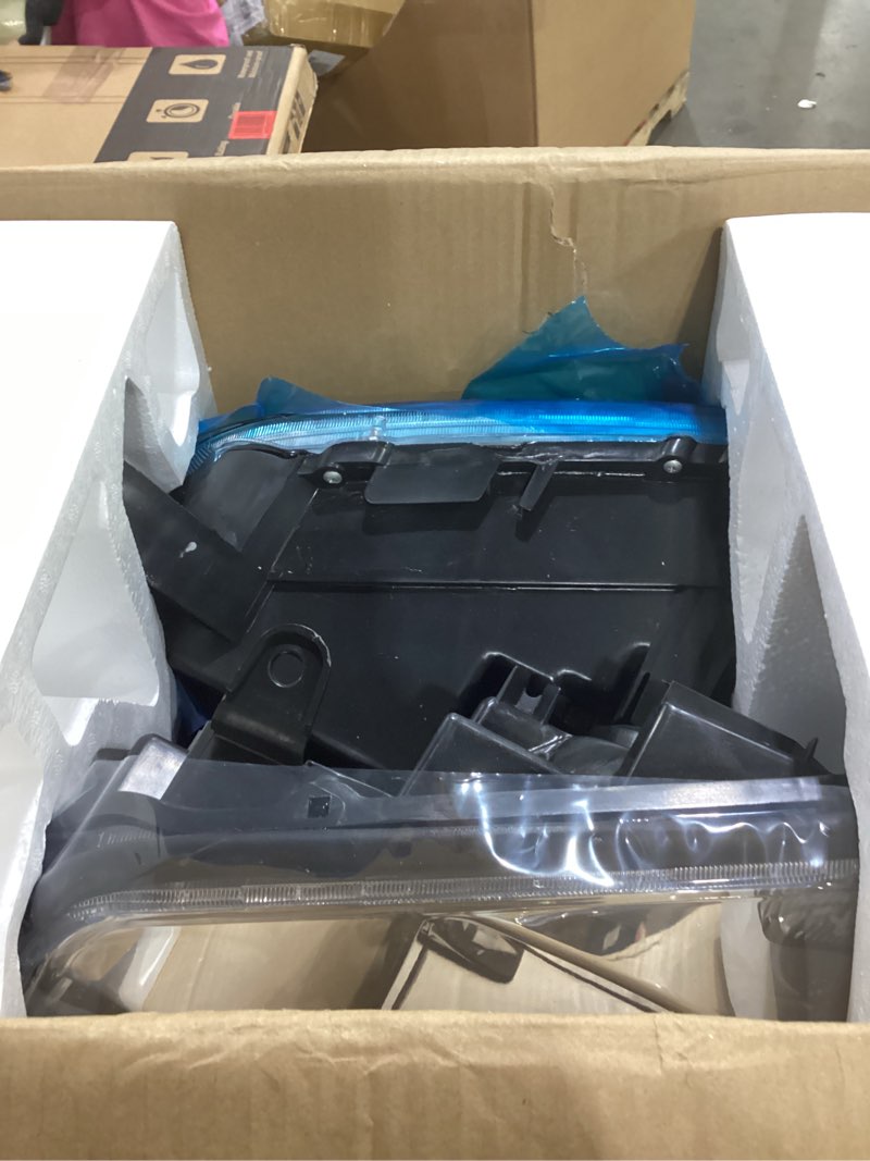 Condition photo showing Good Condition for headlight assembly for toyota 4runner 2003 2004 2005? 4 door limited, sport, sr5 utility? chrome housing amber reflector headlamp replacement pair?w/o bulbs?