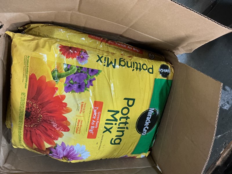 Condition photo showing Good Condition for miracle-gro potting mix - for container plants, flowers, vegetables, shrubs, annuals, perennials, potting soil mix, feeds up to 6 months, 16 qt. (2-pack) 0.53 cu. ft. 16 qt