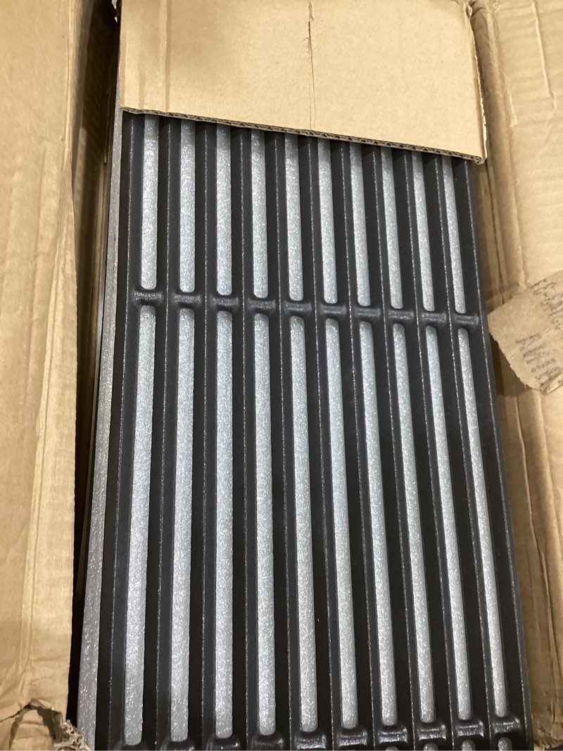 Condition photo showing Good Condition for 17" grill grates and emitter for charbroil tru infrared 3-burner 463242516 466242515 466242516 466242615 466242616 463355220 463342420 grill parts for charbroil grill replacement parts 17" x 8 1/16"+17" x 7 5/8"