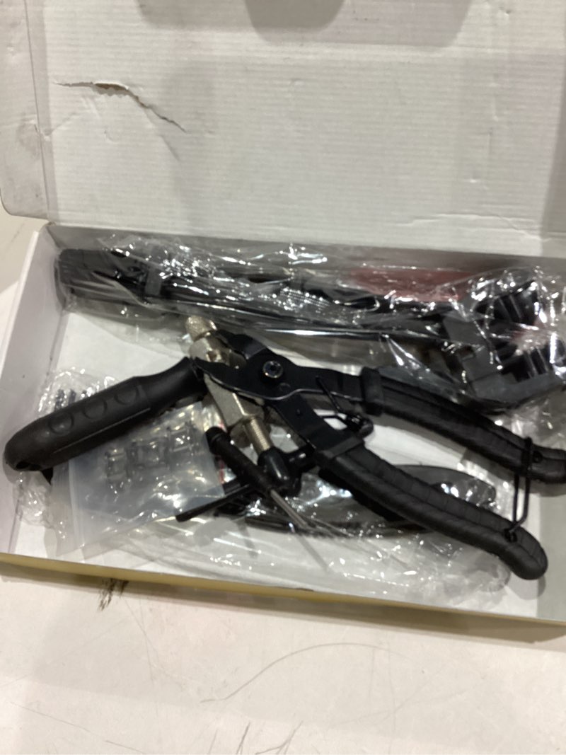 Condition photo showing Good Condition for Ryaco 12PCS Bike Chain Tool Sets (2025News) 3PCS Bicycle Cleaning Brush, Bicycle Link Plier, Chain Cutter Checker, Bike Missing Links, Wrench Kits Suit for 6-12 Speed Chain, Road Mountain Sports Bike Black 12pcs
