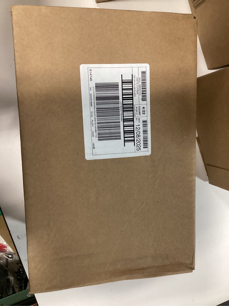 Condition photo showing New/Like New for Peet's Coffee, Dark Roast Decaf Keurig K-Cup Pods - Decaf House Blend 88 Count (4 Boxes of 22 K-Cup Pods) Decaf House Blend 22 Count (Pack of 4)