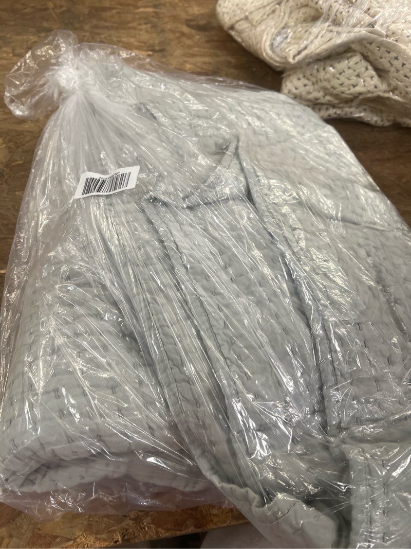 Condition photo showing Good Condition for european linen cotton stitch quilt set, full/queen, mist