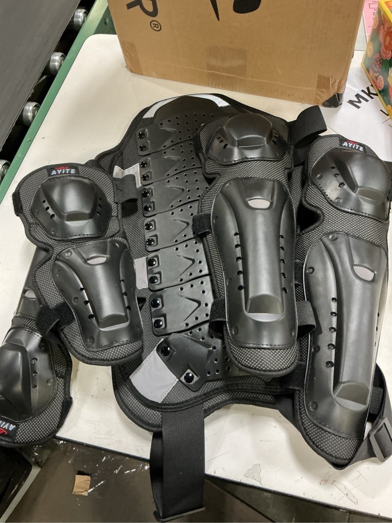 Condition photo showing Good Condition for Motorcycle Accessories , Elbow Knee Pads and Chest Protector Motocross Gear for Men and Women, Dirt Bike Gear Cycling Body Armor, Back Protection Riding Protective Gear Motorcycle Vest