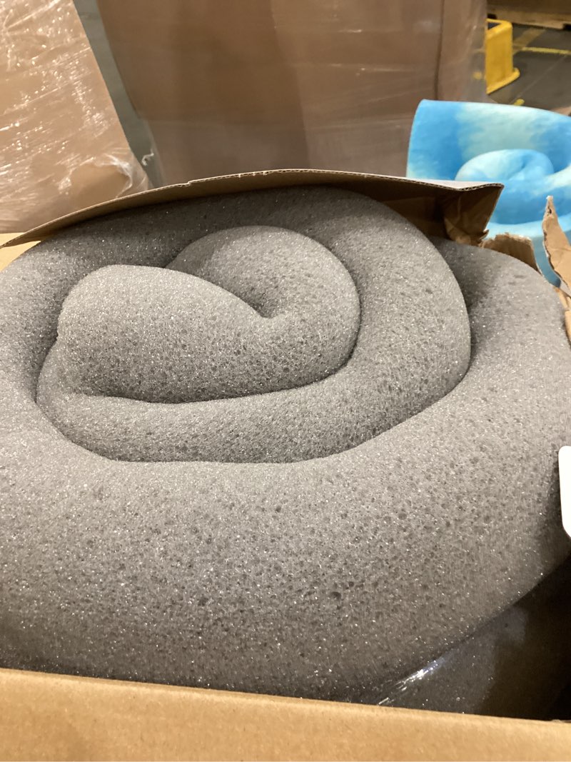 Condition photo showing Good Condition for queen 1.5" reversible memory foam mattress topper - room essentials™
