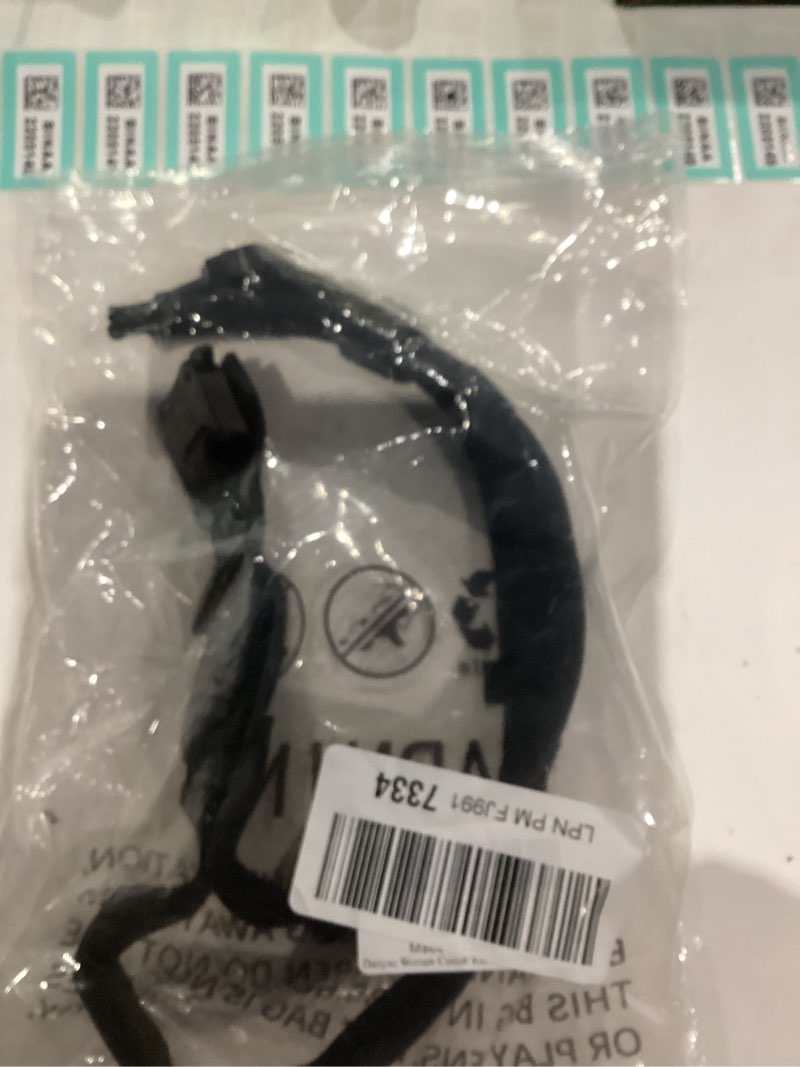 Condition photo showing Good Condition for upgraded airtag dog collar waterproof, adjustable gps training nylon dog collar with airtag holder, control handle and quick-release buckle for medium and large dogs (black, m) m(15"-18.5") black