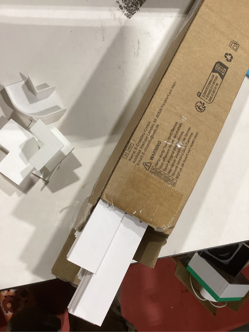 Condition photo showing Good Condition for Cord hider
