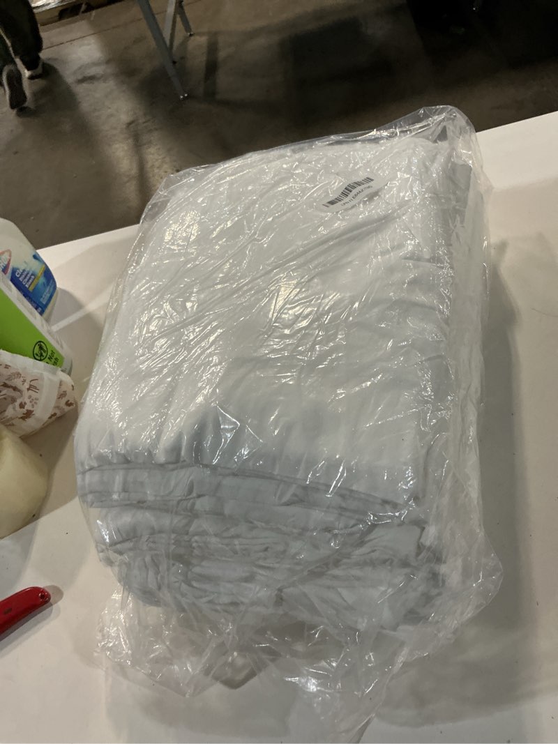 Condition photo showing Good Condition for 10 pack white round tablecloths, 120 inch stain resistant and wrinkle polyester fabric washable table clothes cover for kitchen dining, wedding, reception banquet, birthday party, buffet restaurant white 120 in round, 10 pack