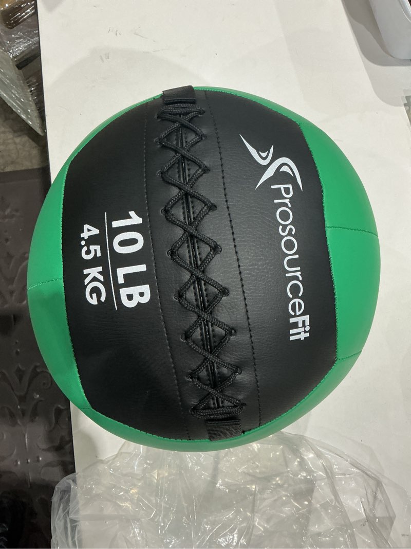 Condition photo showing Good Condition for https://www.bedbathandbeyond.com/sports-toys/prosourcefit-soft-medicine-balls-for-crossfit-full-body-exercises/21588014/product.html