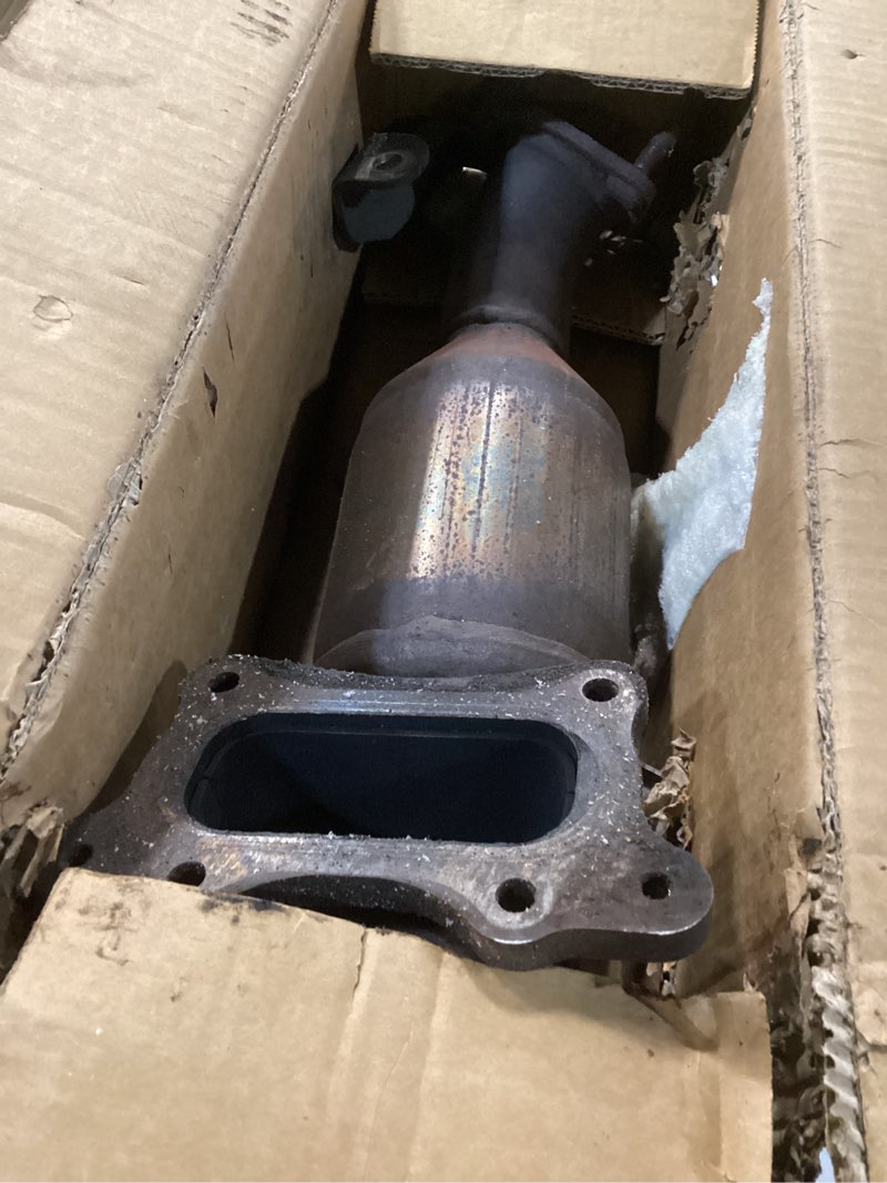 Condition photo showing As Is for Catalytic Converter Compatible with Honda Accord 2013 2014 2015 2016 2017, CR-V CRV 2015 2016 2.4L L4 Catalytic Convertor W/Gasket EPA Compliant 16827 641565 Accord 2013-2017