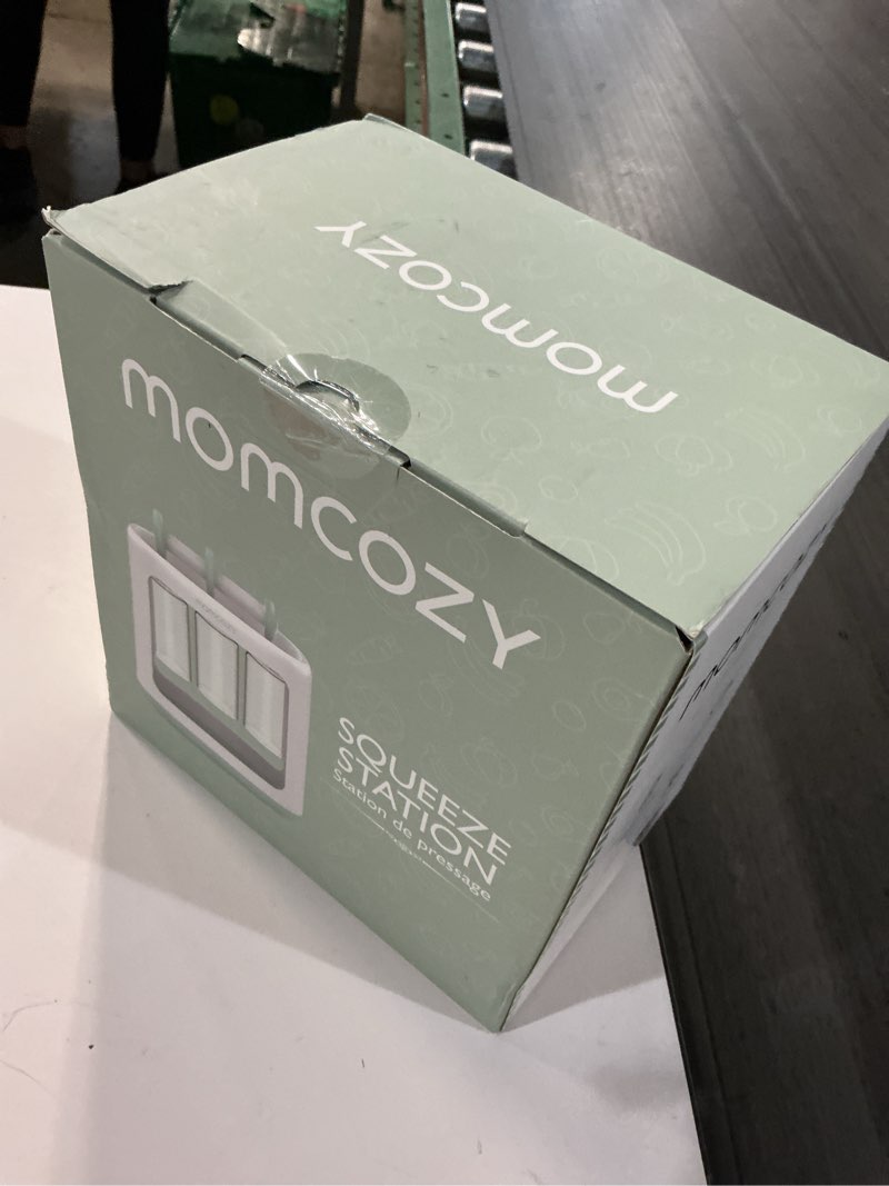 Condition photo showing New/Like New for momcozy squeeze station,baby food maker,pouch filler for homemade baby puree, bpa-free, dishwasher safe, with reusable baby food pouches for babies & toddlers