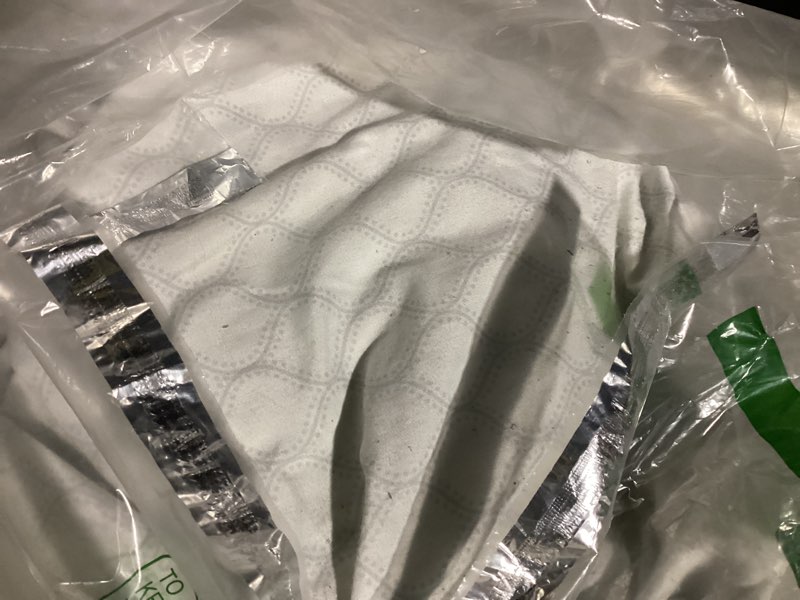 Condition photo showing As Is for Grey sheet