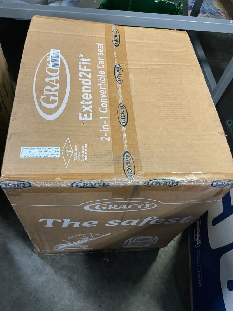 Condition photo showing New/Like New for graco extend2fit convertible car seat, rear and forward facing car seat with adjustable extension panel for extra legroom, great gift for baby shower or baby registry, redmond 2-in-1 redmond 2.0