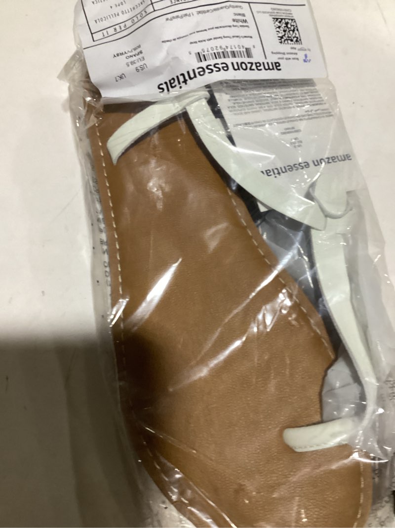 Amazon Essentials Women's Casual Thong Sandal with Ankle Strap, White, 9