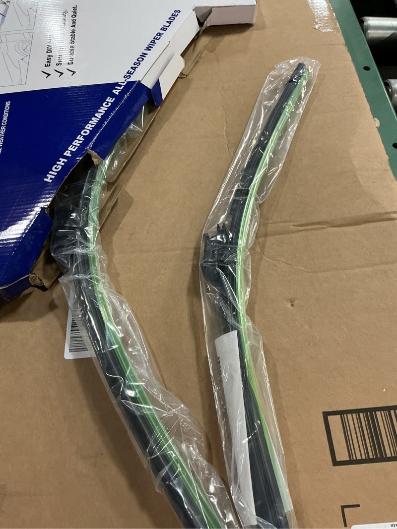 Condition photo showing New/Like New for emithsun® 26"+21" sprayer wiper blades automotive front windshield wipers replacement for lincoln aviator 2020-2023,not heated easy diy install (set of 2) 26+21(sprayer wiper)
