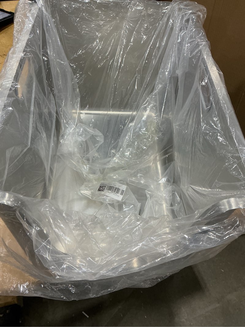 Condition photo showing Good Condition for stainless steel litter box 13.7'' high sides, xl metal cat litter box with curved low entry, cat litter pan for big & multiple cats, pet toliet with handy wheels for easy moving 20"l x 12.2"w x 13.7"h