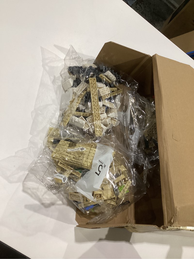 Condition photo showing New/Like New for LEGO Architecture Great Pyramid of Giza Set 21058, Home Décor Model Building Kit, Creative DIY Activity, Famous Landmarks Collection Green