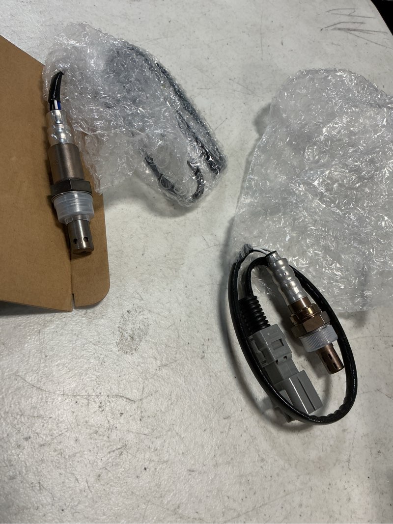 Condition photo showing Good Condition for oxygen o2 sensor upstream and downstream for toyota highlander sienna 3.3l v6 2004-2007, for lexus rx330 3.3l 2004-2006, replace 234-9042 234-4168 2pcs