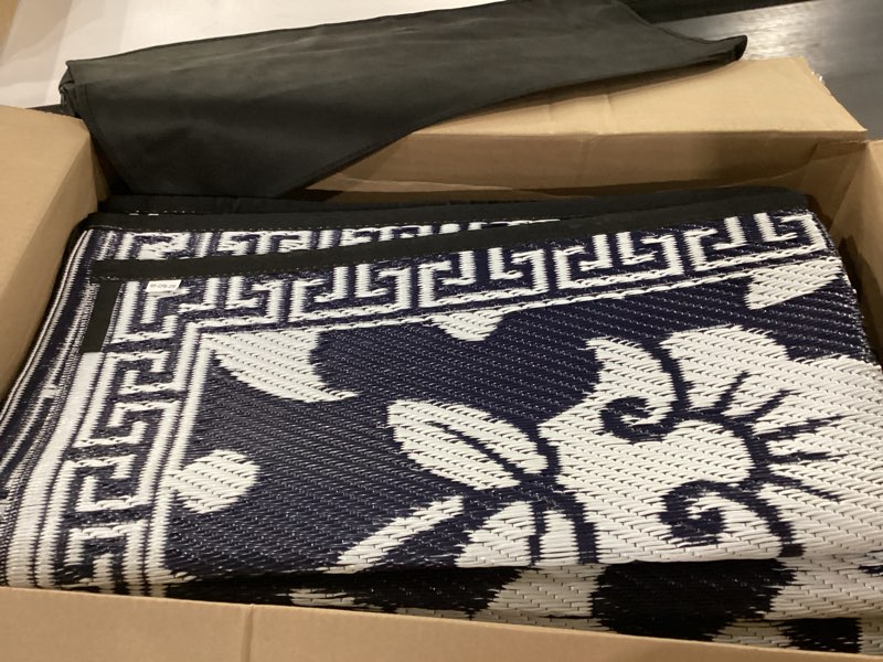 Condition photo showing As Is for olanly waterproof outdoor rug 8x10 ft, outdoor plastic straw rug with flower pattern, reversible rv mat for patio, camping, balcony, deck, backyard, navy & white navy blue & white 8' x 10' (rectangular)