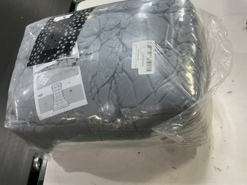 Condition photo showing New/Like New for tycdiose outdoor lounge chair cushion, waterproof chaise lounge cushions replacement for outdoor fur