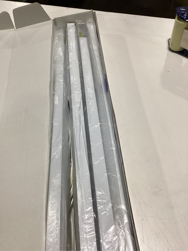 Condition photo showing Good Condition for Barrina T5 Grow Lights for Indoor Plants, 2FT 40W (4 X 10W) LED Grow Light with Separate Switch, Linkable Grow Lamp, Indoor Plant Lights for Growth with White Cover, 5000K, 4 Packs White 2FT-White Cover