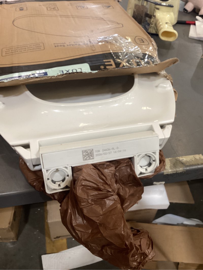 Condition photo showing As Is for luxe ts1008e elongated comfort fit toilet seat with slow close, quick release hinges, and non-slip bumpers (white)