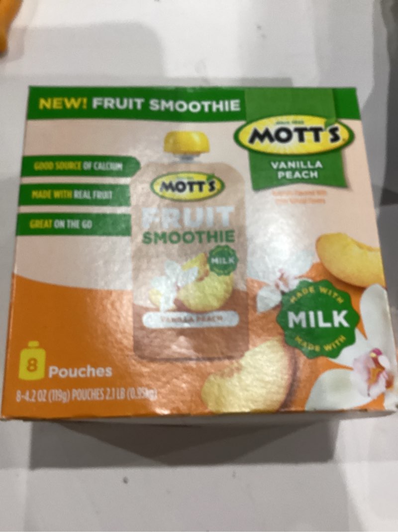 Condition photo showing New/Like New for Mott’s Fruit Smoothies Vanilla Peach, 4.2 oz clear pouches, 8 Pack, Made With Milk, Made With Real Fruit, Good Source of Calcium, On-the-Go Vanilla Peach 4.2 Fl Oz (Pack of 8)