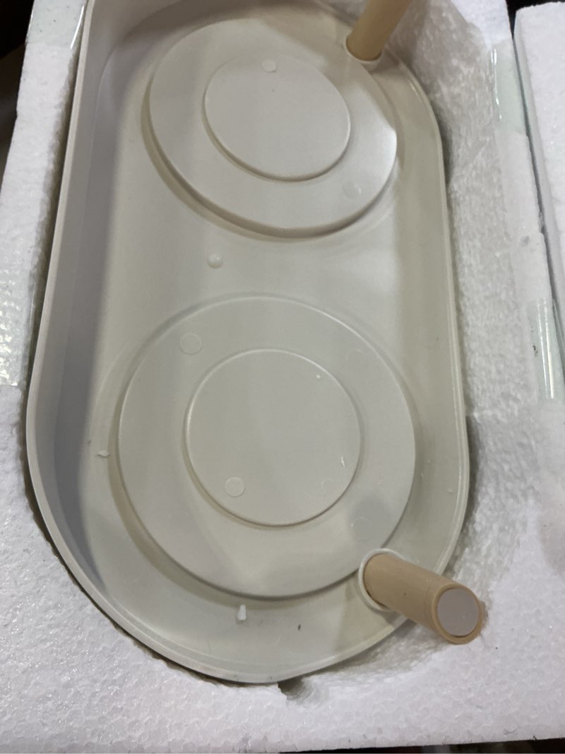 Condition photo showing Good Condition for elevated ceramic dog bowl set - double dog feeding bowls with stand splash proof - raised dishes for food and water - ideal for small to medium dogs - 2 x 720 ml - 11.3 oz - white medium white