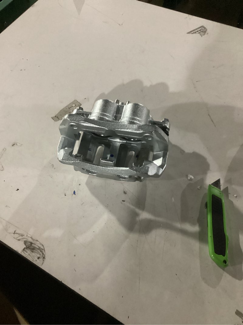 Condition photo showing Good Condition for A-Premium Disc Brake Caliper Assembly with Bracket Compatible with Ford & Lincoln Models - F-150 F150 1999-2003, F-150 F150 Heritage 2004, Blackwoo 2002 - Front Right Passenger Side