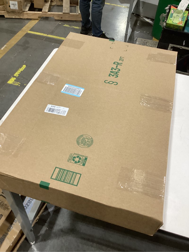 Condition photo showing Good Condition for Blue baking pan