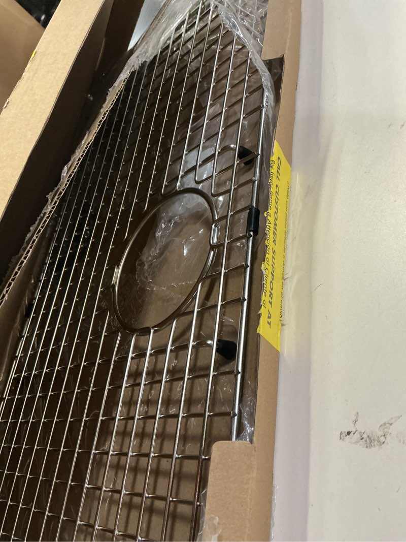 Condition photo showing Good Condition for Serene Valley Sink Bottom Grid 28-3/8" x 14-3/16", Rear Drain with Corner Radius 3/8", Sink Protector NDG2915R