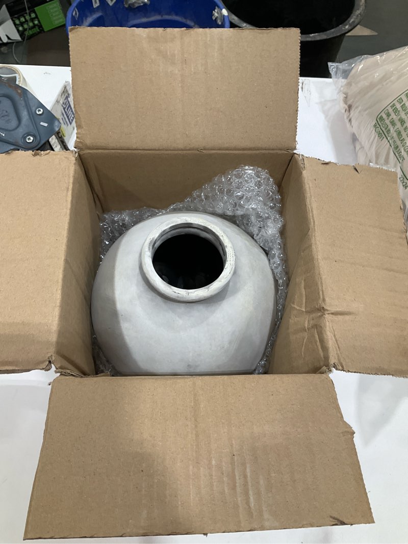 Condition photo showing Good Condition for rustic ceramic vase, 7.87 inch white grey handmade flower vases for farmhouse decor, decorative pottery vase for living room & bedroom, vintage ceramic rustic vases for kitchen & entryway white gray