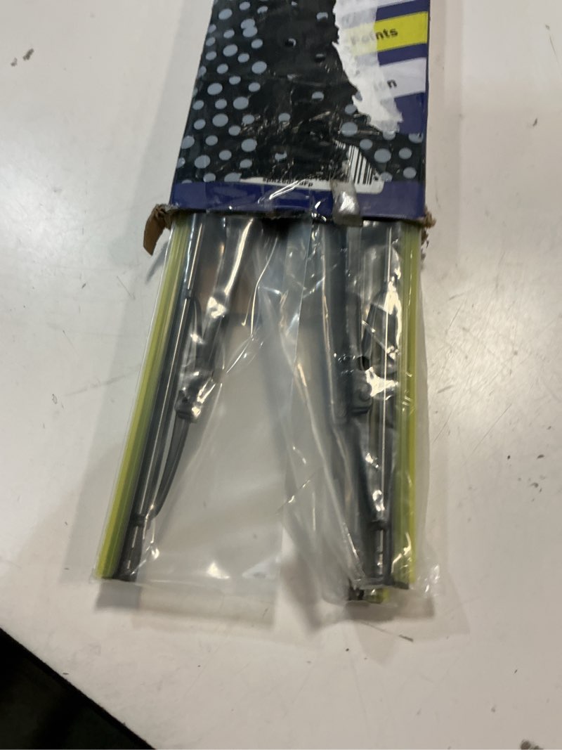 Condition photo showing Good Condition for 13inch + 13 inch steel frame windshield wiper blades,compatible with jeep wrangler 2006 2005 2004 2003 2002 2001 2000-1997 and more model conventional front wiper (pack of 2) 13 inch + 13 inch 2 pack