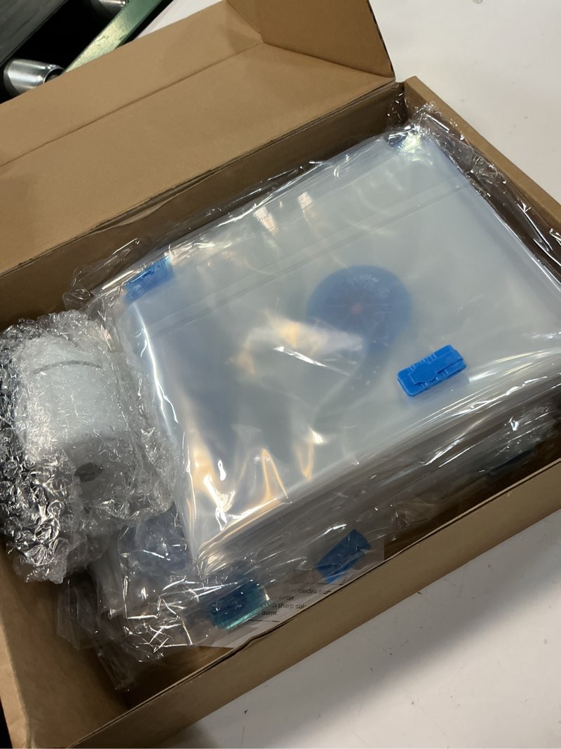 Condition photo showing Good Condition for vacuum storage bags with electric pump, vacuum seal bags, space saver compression bags for clothing, pillows, blanket, bedding comforters, travel lugggage, 10 combo