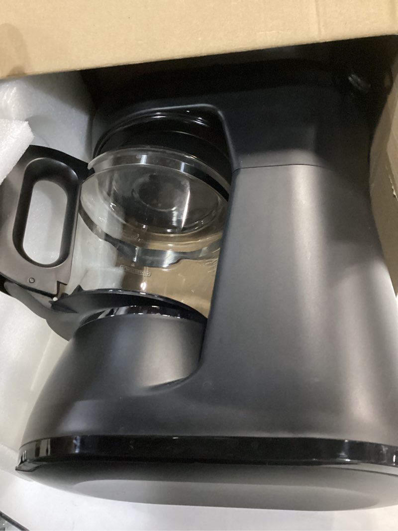 Condition photo showing Good Condition for BLACK+DECKER Split Brew 12-Cup Digital Coffee Maker, CM0122, Iced or Hot Coffee, Programmable, Quick Touch, 4-Hour Keep Warm Black Cold & Hot Brew