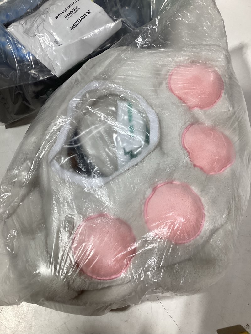 Condition photo showing Good Condition for Tezituor 7Pcs Cat Stuffed Animal Set,Plush House with 4 Soft Realistic Kitten Toys,Cats Plushies for Kids Christmas Birthday Halloween Pet Gift – Interactive & Travel-Friendly Kitties Carrier Playset