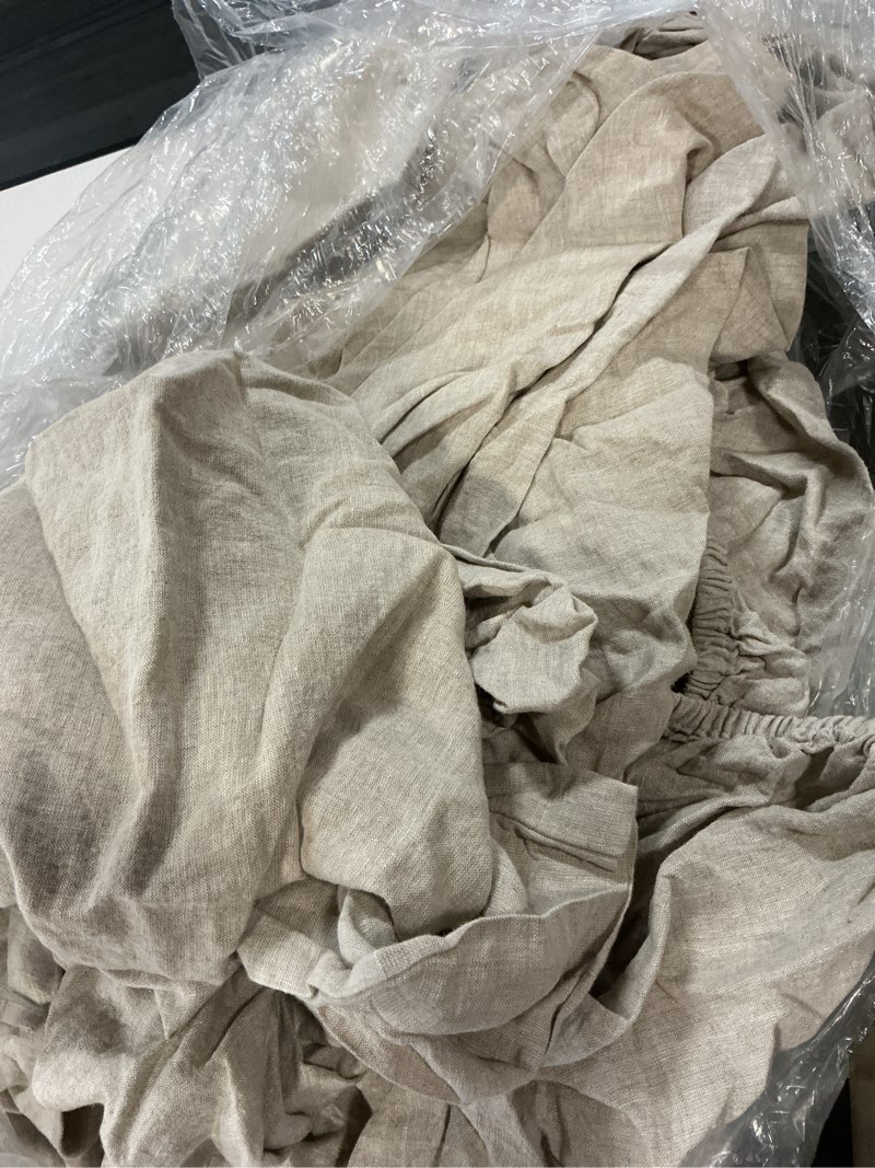 Condition photo showing Good Condition for european linen chambray fitted sheet set, queen, natural chambray