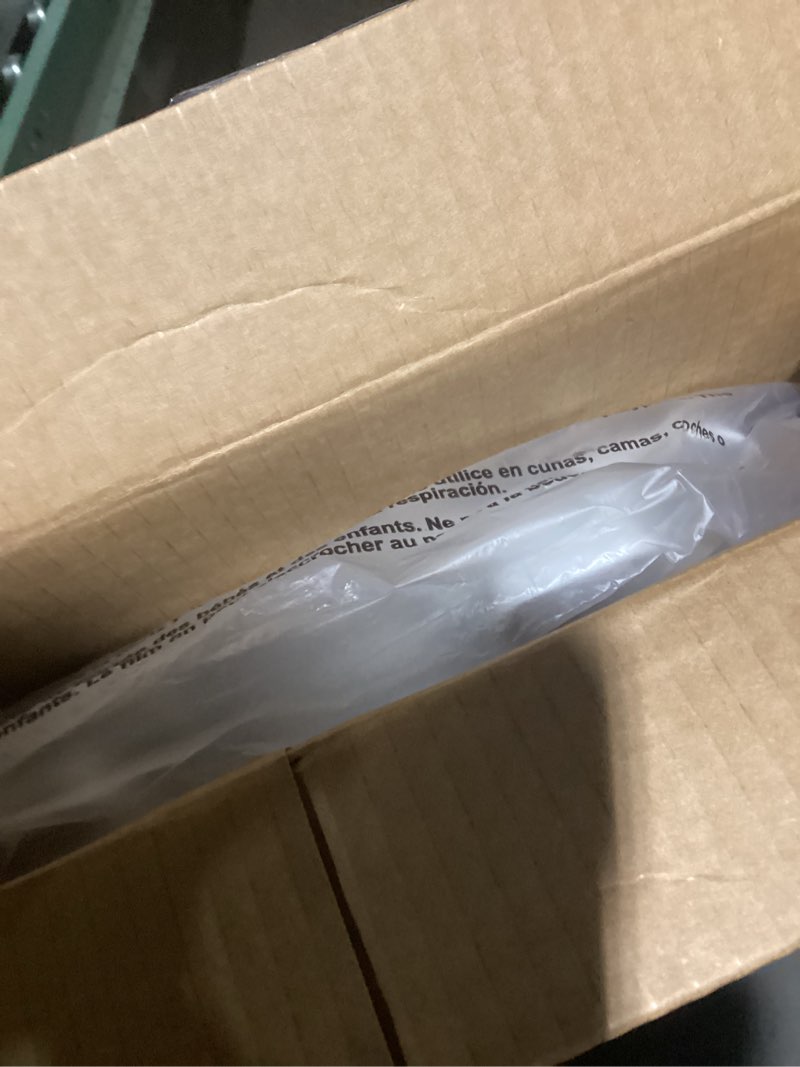 Condition photo showing Good Condition for Mayfair Caswell Modern Slow Close Toilet Seat, Durable Plastic Seat, Made in USA, Round, White Round 1 Seat
