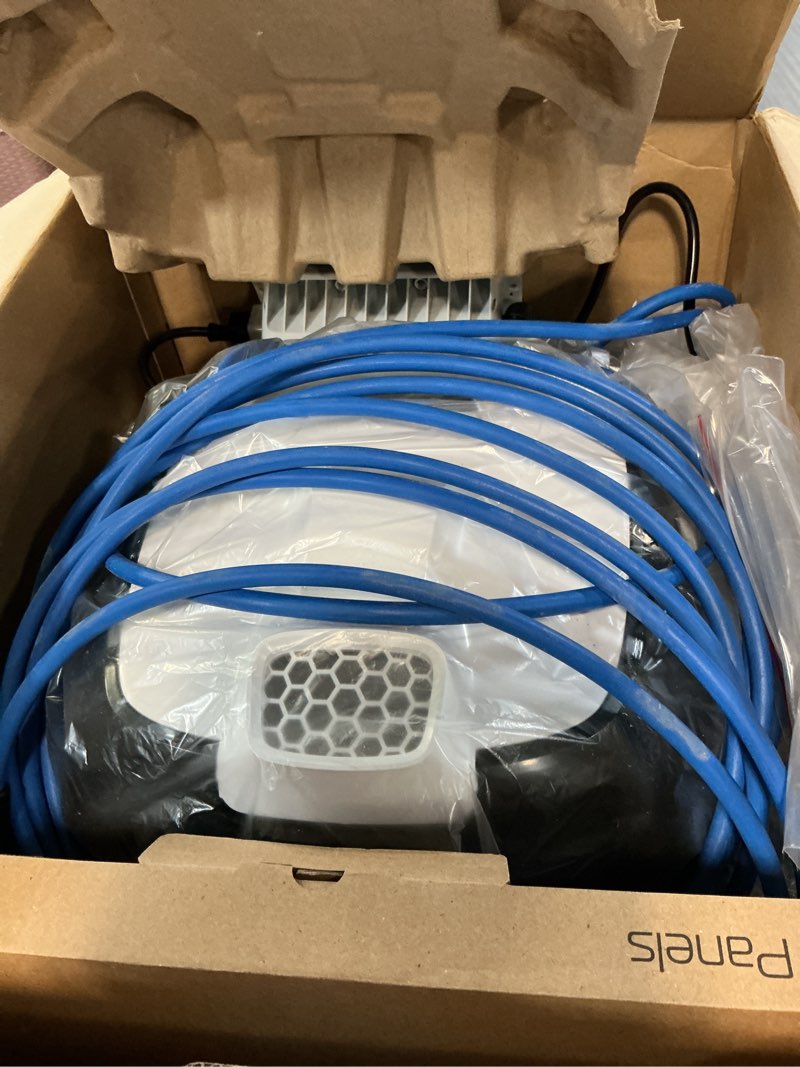 Condition photo showing Good Condition for explorer e2o dolphin explorer e20 robotic pool cleaner