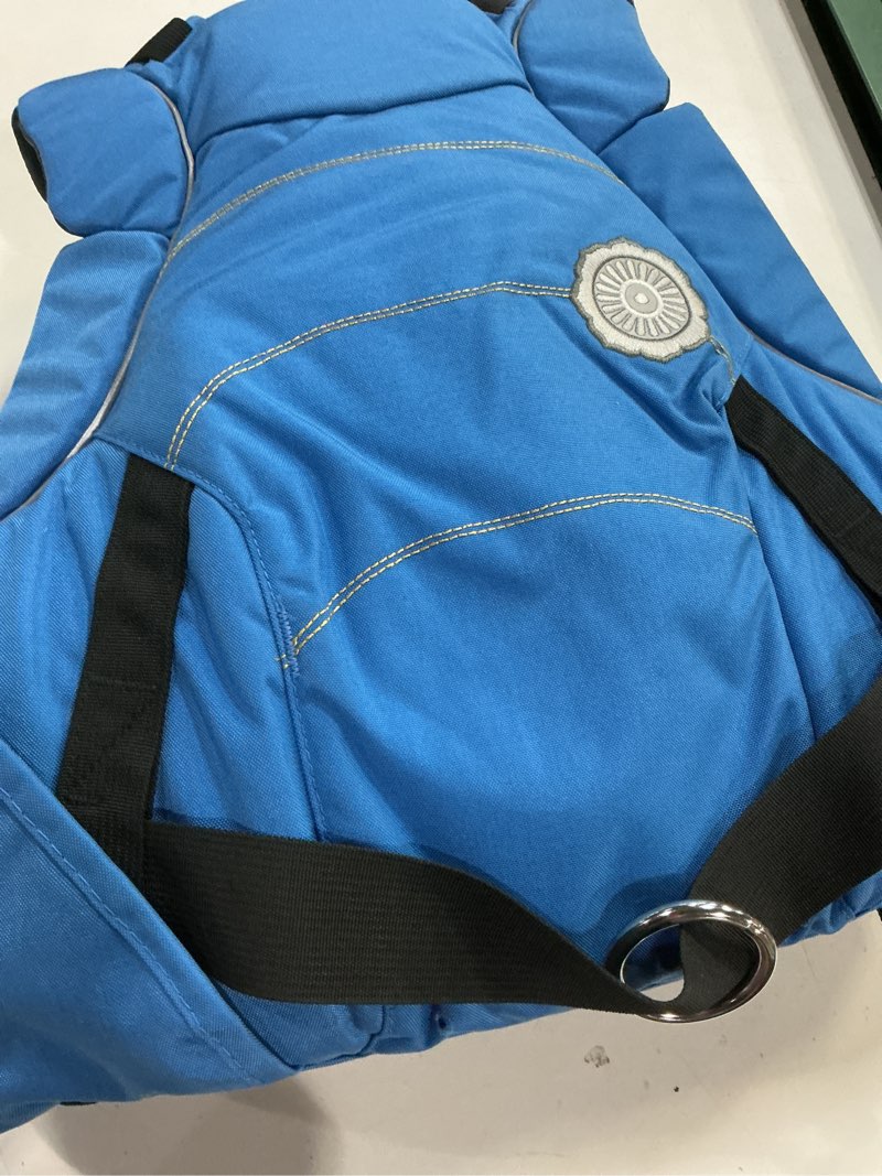 Condition photo showing Good Condition for m/l astral indus pfd